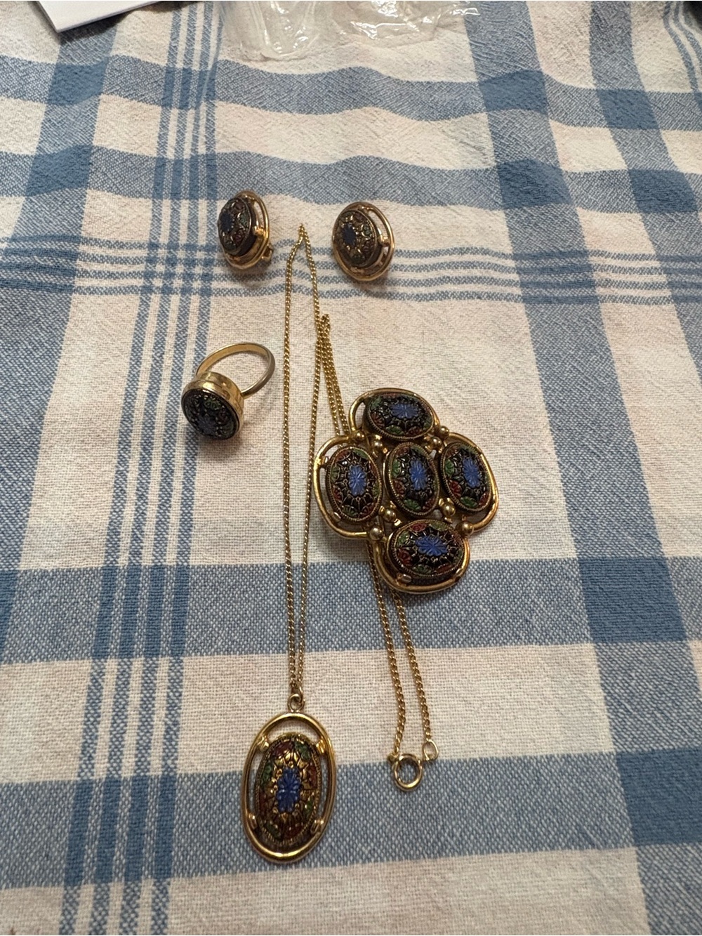 Gold-Tone Blue Mosaic Sara cov set  — Classic Women's Necklace